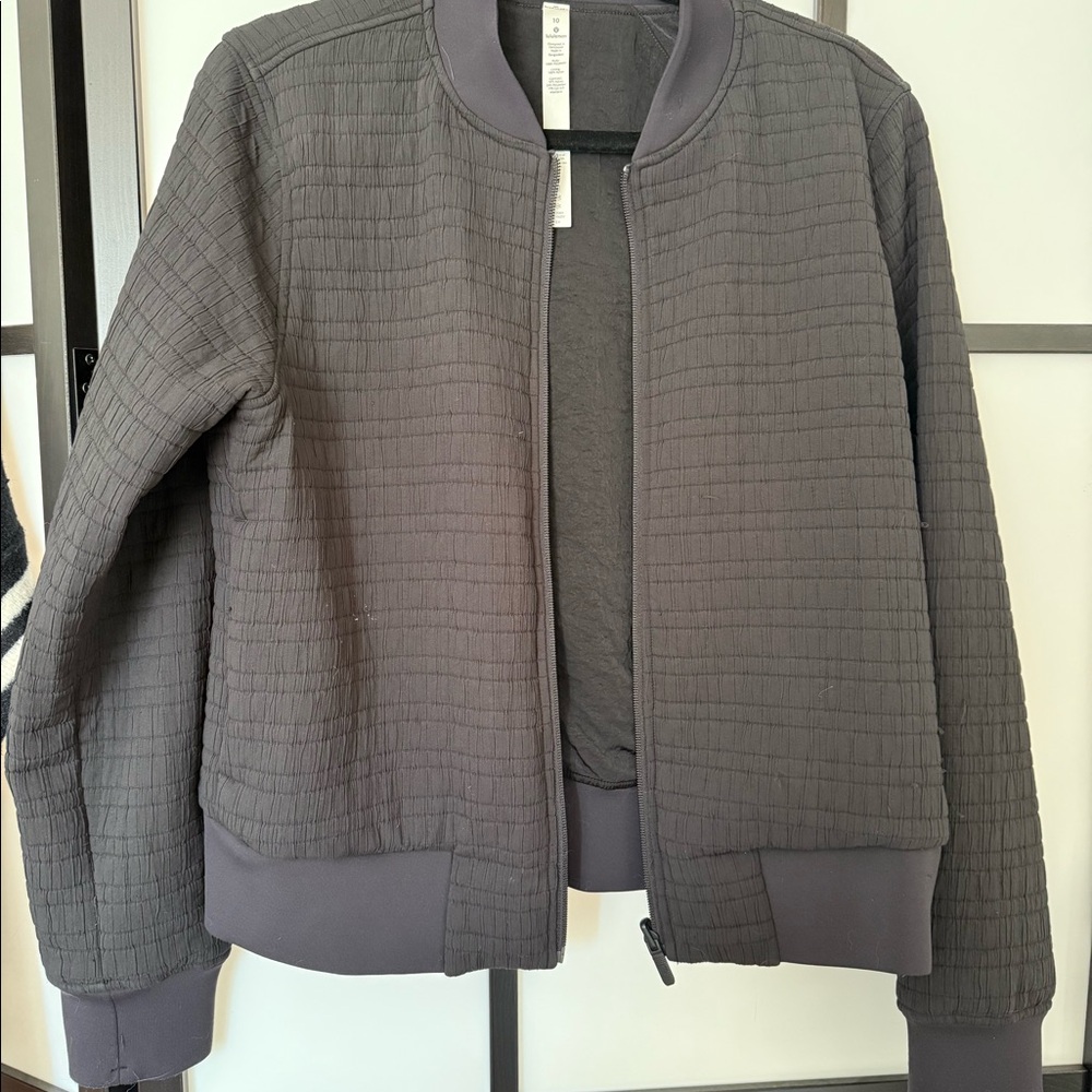 Lululemon reversible bomber jacket